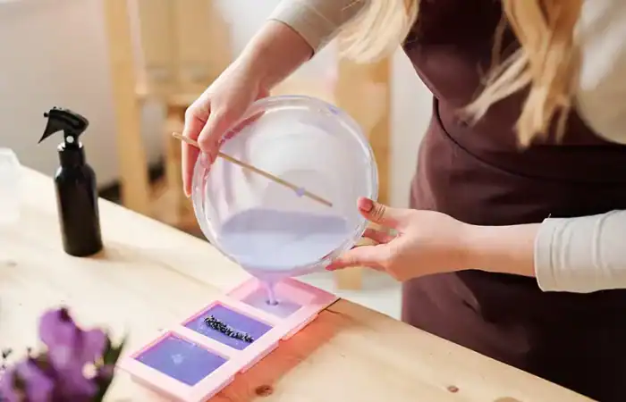 Making your own soap, making your own soap