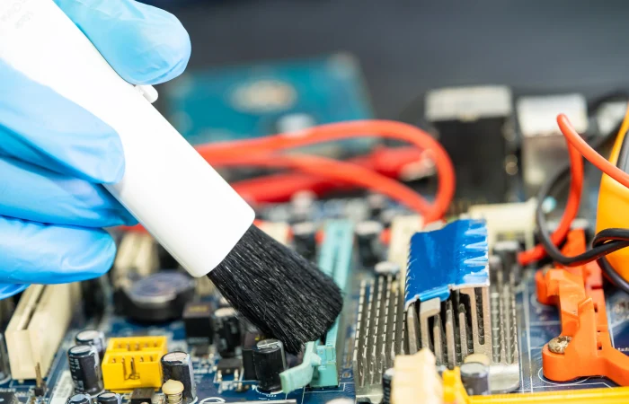 The role of isopropyl alcohol in industrial cleaning processes