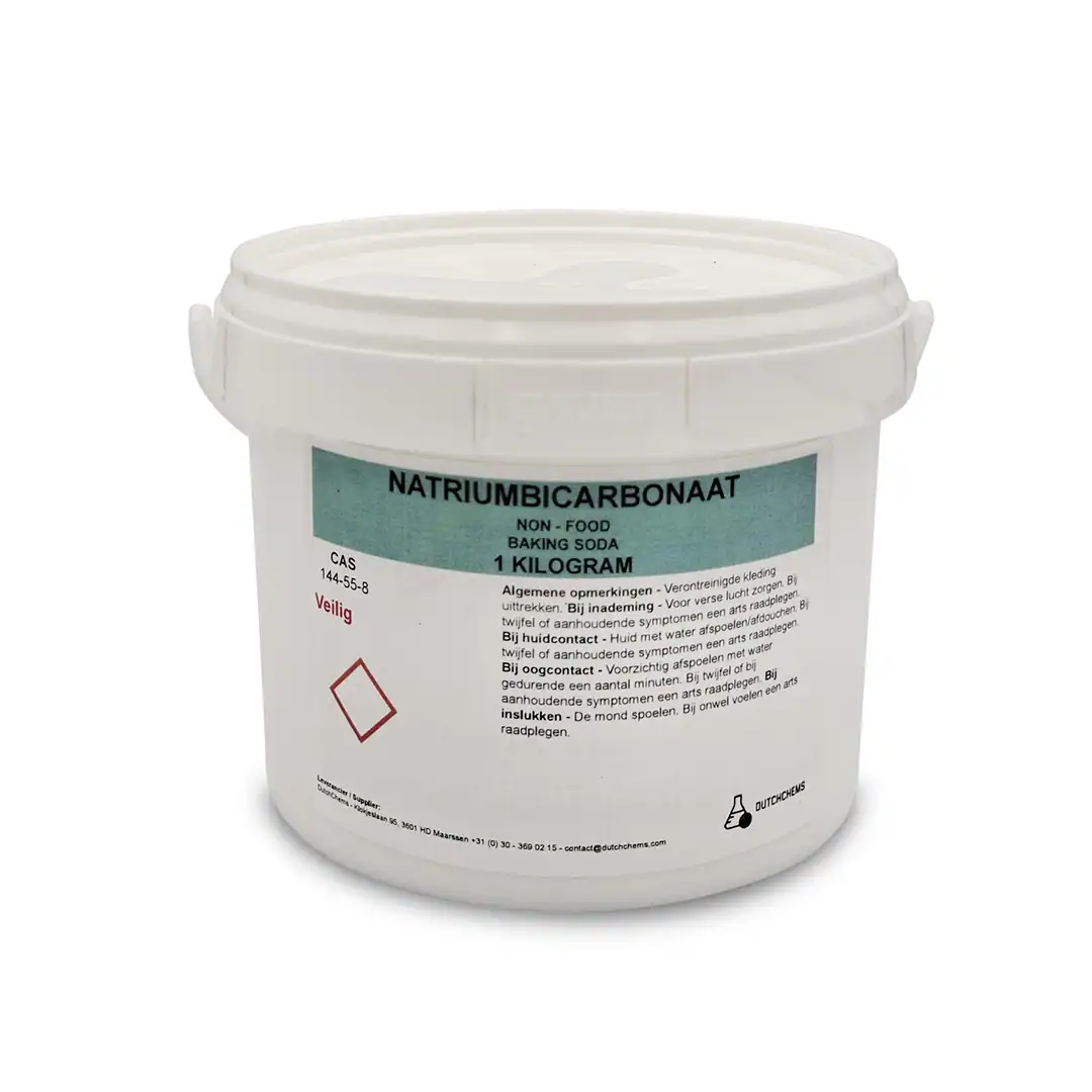 sodium bicarbonate_1kg Bucket with 1 kilogram of sodium bicarbonate (baking soda)